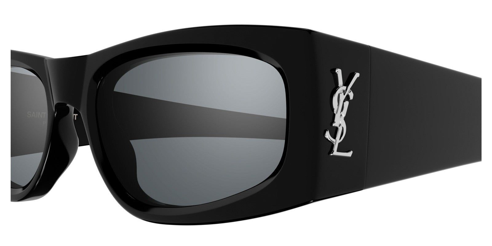 Saint Laurent M140 002